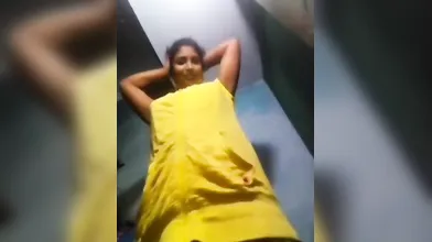 Gouthami sexy lanje removing Nighty and showing black sexy bra and full body