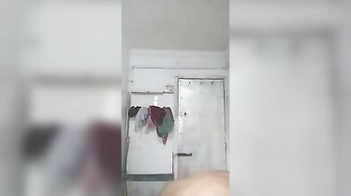 Desi Slim Beauty Shower