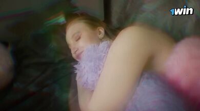 Femdom cootchie worship, subordinated slut, hot and gorgeous mistress!