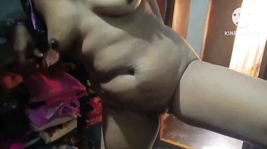 Horny Tamil Aunty Strip Nude Pussy Fingering
