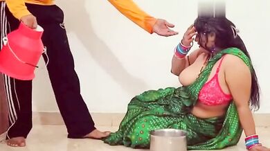 Bhabi Fucked Milkman At Home