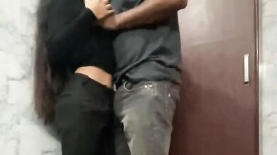 Delhi Bhabhi Fucked Lover