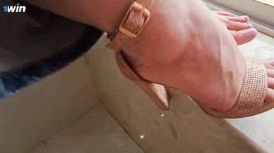 Sexy dame with molten teen feet, money-shot on Natalia Alvarado's doggystyle - p