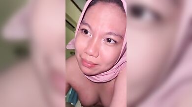 Tante Hijab Malay Maniak Sotong