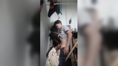 YANG LAGI VIRAL NGENTOT SAMA PONAKAN DIGUDANG