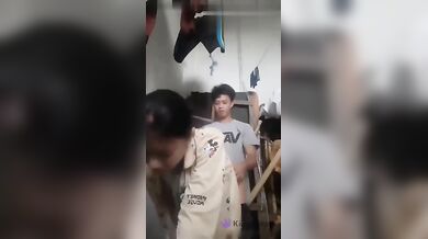 YANG LAGI VIRAL NGENTOT SAMA PONAKAN DIGUDANG