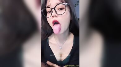 Konten Ukhti Dera Anjela Terbaru