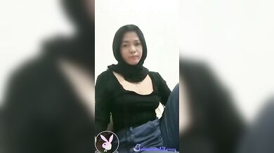 Lagi Viral Cilla Versi Hijab Colmek Mantap