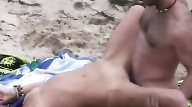 Hot girl accepts her pussy filled for 57