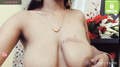 Janu Hot Wecbcam Telugu Girl Showing Armpits