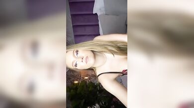 Amateur blonde girlfriend toyed and facialized