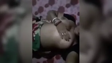 Gouthami reddy manthena in hot sexy saree removing blouse showing milky boobs ????