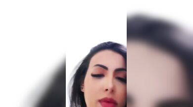 Morena Cavala Deu Pra Dois Na Live