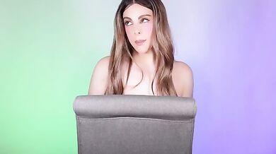 QueenAnnellea - Surrender and Send