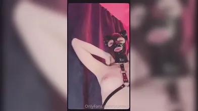Webcam Teen masturbates and pretends you came in her mouth