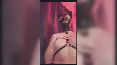 Webcam Teen masturbates and pretends you came in her mouth