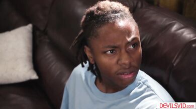 Black stepson fucks and makes his blonde stepmom squirt