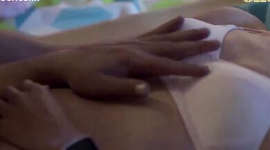 REENA BHABHI KO BATHROOM ME JA KE CHODA - Ko Ko - Yorgelis Carrillo