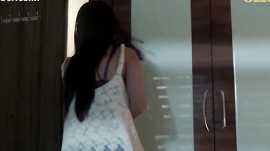 REENA BHABHI KO BATHROOM ME JA KE CHODA - Ko Ko - Yorgelis Carrillo