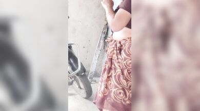 Tamil neighbour aunty