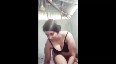 Chubby Girl Striptease Ki Boobs Dikhakar Tamil Sex Mms