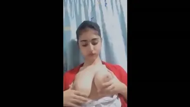 18+ Hot Girl Ki Big Boobs Show Striptease Karke Bf Ke Liye - Show Gurl