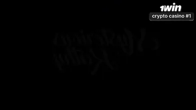 Loira com fome de pau fode a bucetinha apertada até gozar em vídeo 4K.