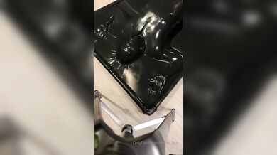 two women fetish latex asslicking and anal mff