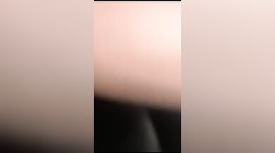 Amateur hands free close up blowjob