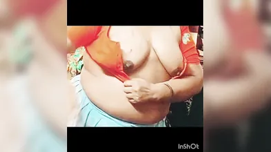 Spy mom boobs