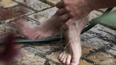 Dirty Wet Feet, Scene #01