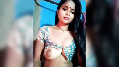 Gouthami reddy manthena removing blouse dropping her milk from boobs video viral