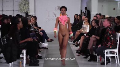 Hot Models Walking Nude On Fashion Show