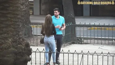 Venezuelan Gold Digger