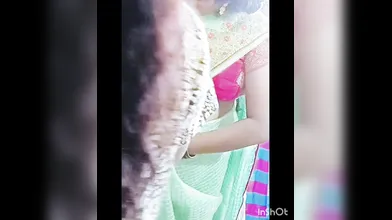 Aunty saree change boob