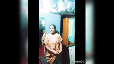 Mallu bhabhi dress change bra boob
