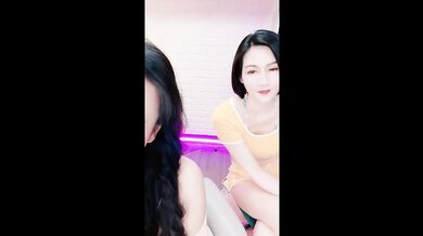 Chinese Lesbian Kiss Kiss