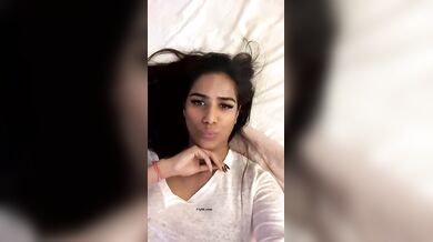 Poonam Pandey Sex Fingerings Pusssy