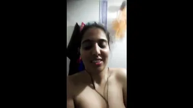 Jalandhar Ladki Nangi Mms Banayi BF Ko Rasili Boobs Dikhakar