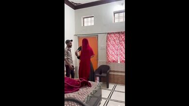 Randi Marwadi Bhabhi Lover Sath Khade Khade Chudi Uske Ghar