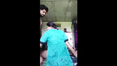Missionary Mein Girlfriend Ki Geeli Chut Chudai Indian