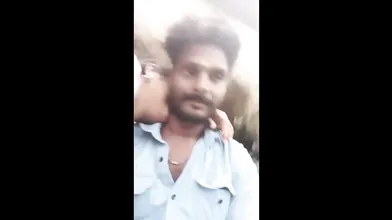 Kochi Mallu Bhabhi Outdoor Sex Mms Blowjob Aur Boob Suck Ki