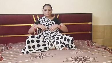 Badi Gand Bhabhi Doggystyle Me Chudi Devar Ko Chut Dikhakar