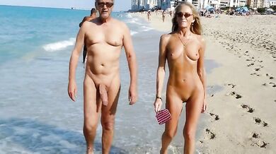 Ric flashing cock on the beach with milf