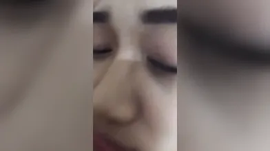 Mendesah Kenikmatan