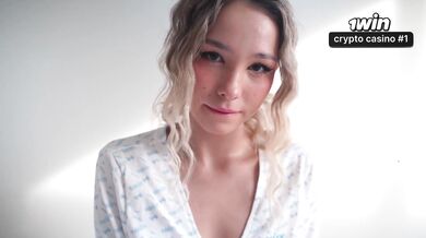Babe open up her legs - hottest porn! Horny slut!