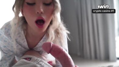 Babe open up her legs - hottest porn! Horny slut!
