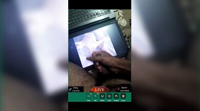 Security guard Billa cums while looking at Samir's upskirt