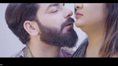 Desi Chubby Girl Invite Neghbour Home For Hot Fucking