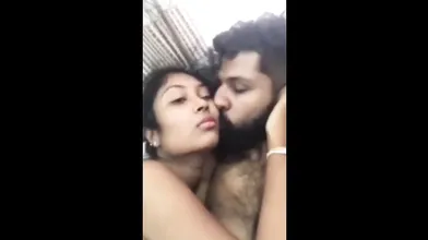 Tamil Wife Lover Sath Blowjob Aur Sex Masti Karti Hai